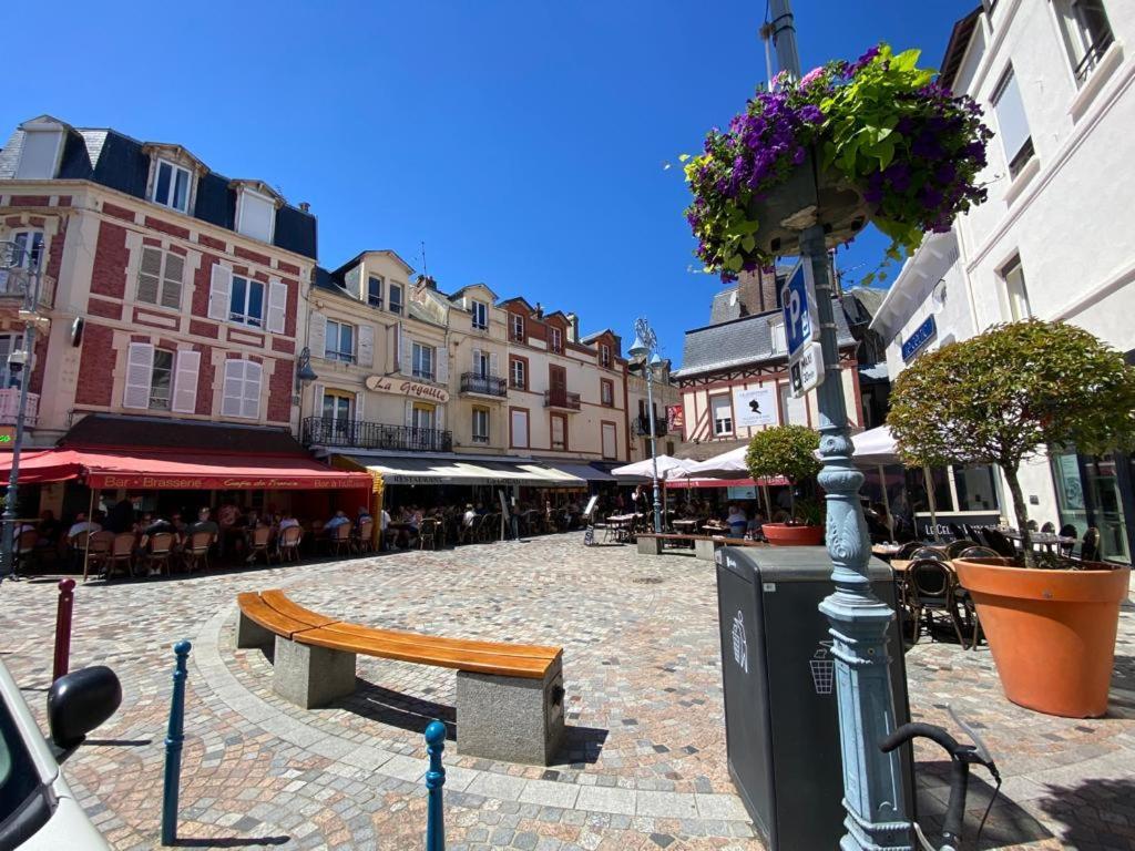 Apartamento Les Pins Penchés Villers-sur-Mer Exterior foto