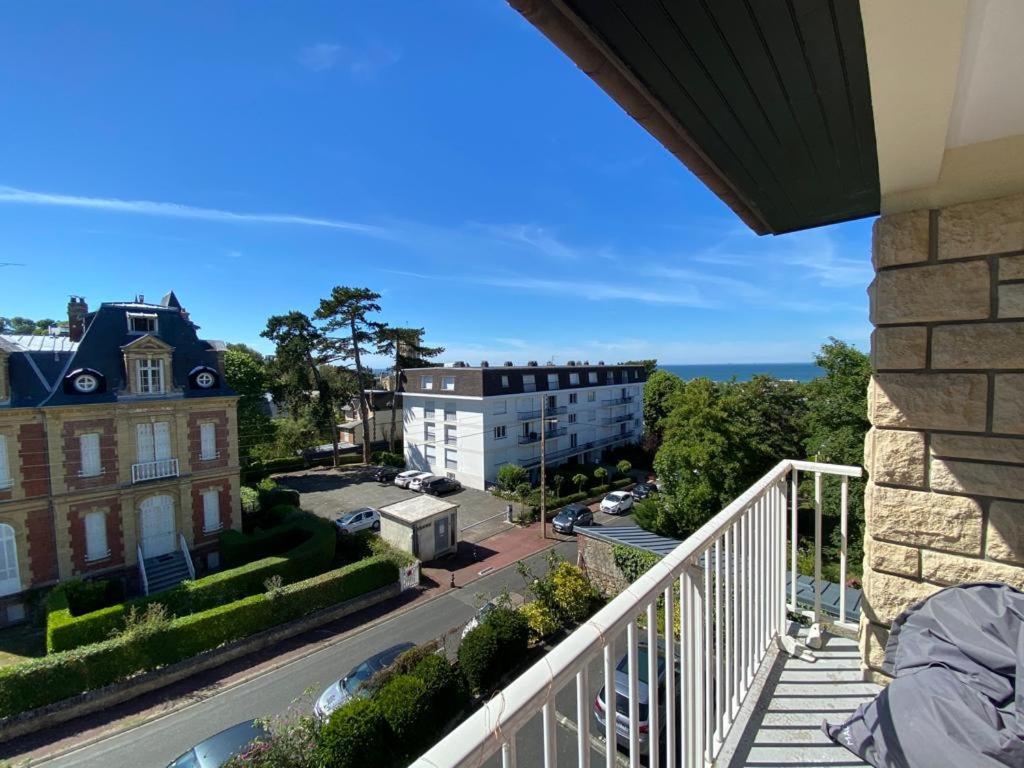 Apartamento Les Pins Penchés Villers-sur-Mer Exterior foto